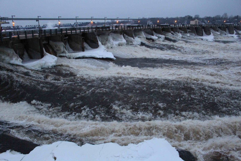 Chaudiere Falls in Winter - PeterPhoto